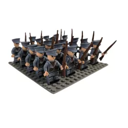   Katonai építőjáték figura szett - 20 db világháborús katona, felkelők, kiegészítőkkel, 1 db alaplappal